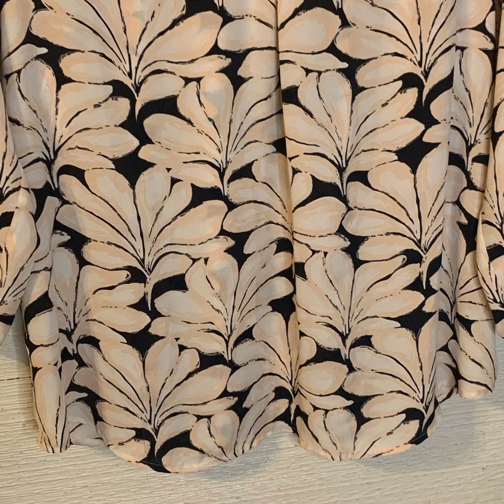 Floral Blouse by Ivanka Trump.  Size L. - Picture 5 of 11